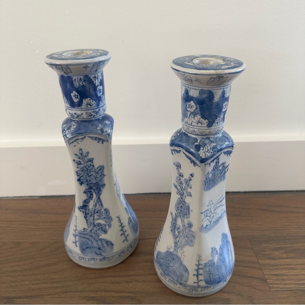 Two Vintage Williams Sonoma Chinoiserie Hand Painted Candle Holders Blue, White - Picture 7 of 9